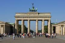Brandenburger Tor in Berlin mit Platz für Events 